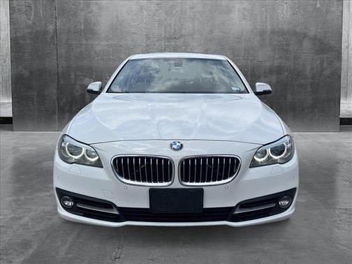 2016 BMW 528 528i