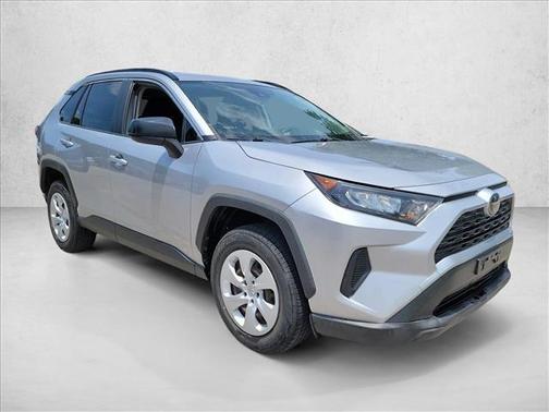 Silver Sky Metallic 2019 Toyota RAV4 LE