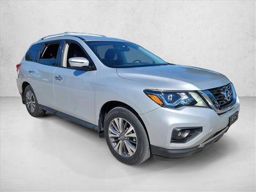 2019 Nissan Pathfinder SV