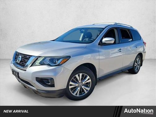 2019 Nissan Pathfinder SV