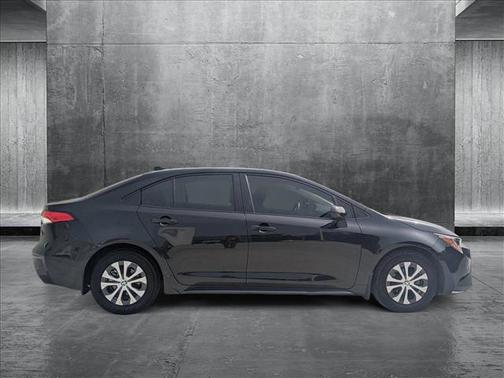 2022 Toyota Corolla Hybrid LE