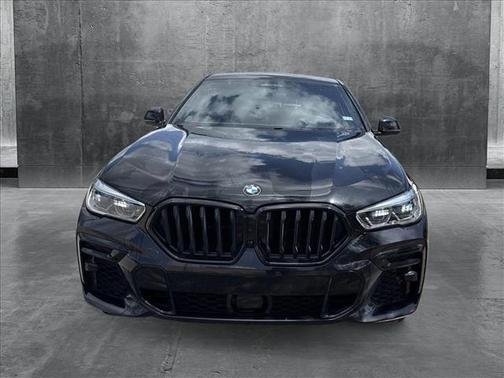 2022 BMW X6 M50i