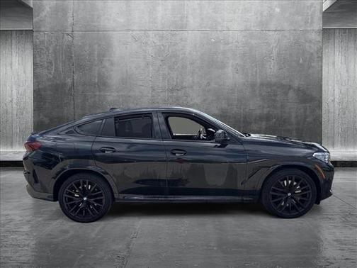 2022 BMW X6 M50i