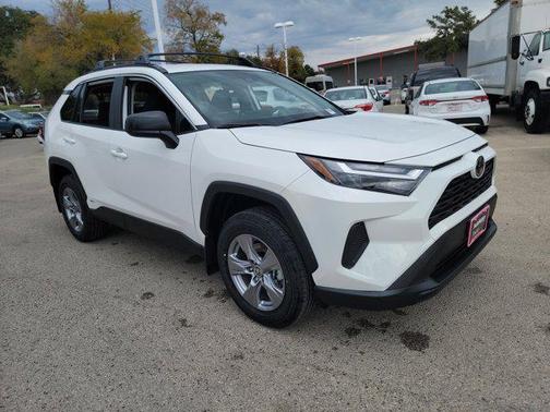 2025 Toyota RAV4 Hybrid LE