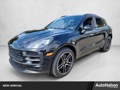 2021 Porsche Macan AWD