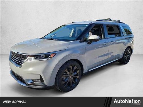 2024 Kia Carnival SX
