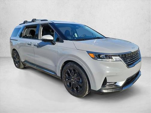 2024 Kia Carnival SX