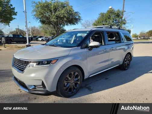 2024 Kia Carnival SX