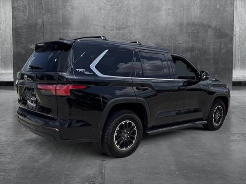 2025 Toyota Sequoia SR5