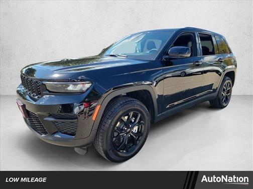 2025 Jeep Grand Cherokee Altitude