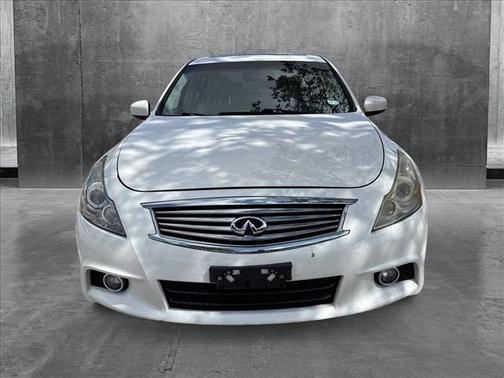 2013 INFINITI G37 Journey