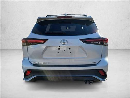 2024 Toyota Highlander XSE