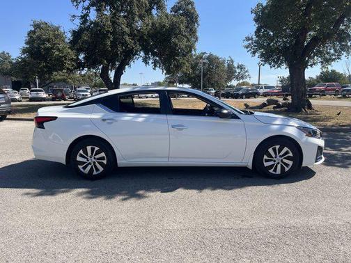 2024 Nissan Altima S FWD