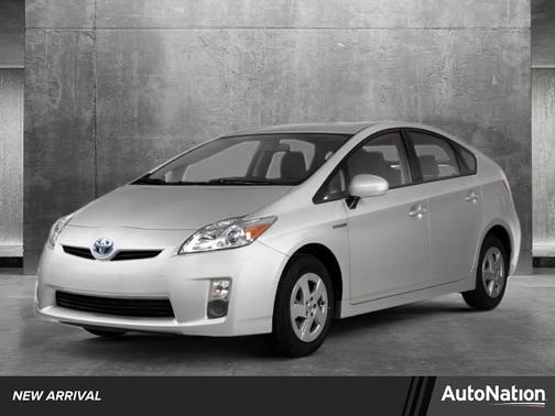 2010 Toyota Prius III