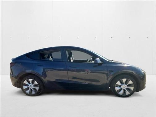 2024 Tesla Model Y Long Range Dual Motor All-Wheel Drive