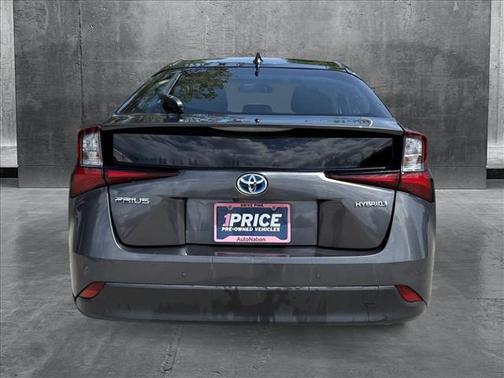 2019 Toyota Prius LE