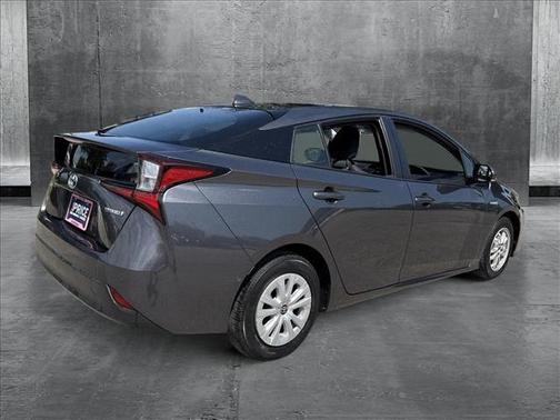 2019 Toyota Prius LE