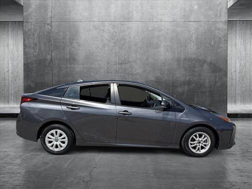 2019 Toyota Prius LE