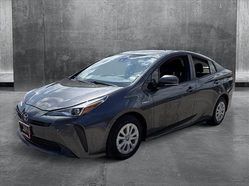 2019 Toyota Prius LE