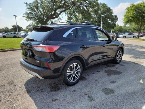 Agate Black Metallic 2020 Ford Escape SEL