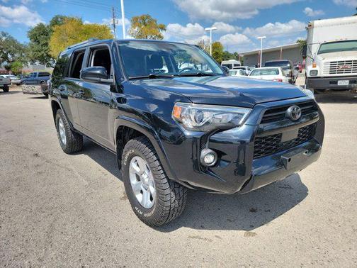 2022 Toyota 4Runner SR5