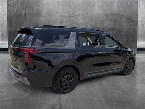 2025 Kia Carnival Hybrid SX