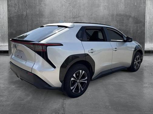 2024 Toyota bZ4X XLE