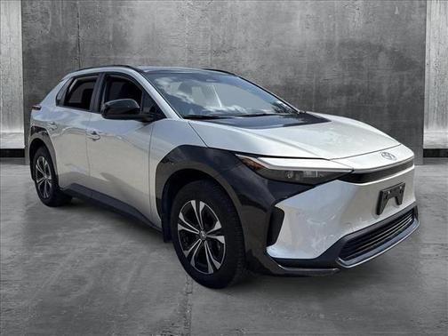 2024 Toyota bZ4X XLE