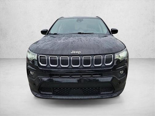 Diamond Black Crystal Pearlcoat 2022 Jeep Compass Latitude