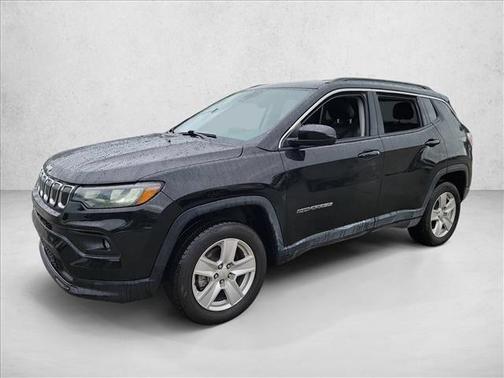 Diamond Black Crystal Pearlcoat 2022 Jeep Compass Latitude