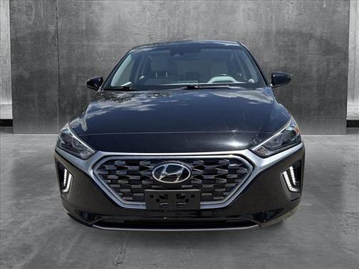 2020 Hyundai IONIQ Plug-In Hybrid SE
