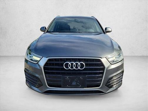 Manhattan Gray Metallic 2018 Audi Q3 2.0T Premium