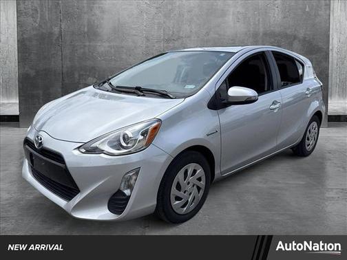 2016 Toyota Prius c Two