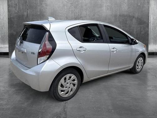 2016 Toyota Prius c Two