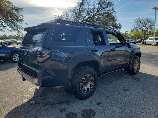 2025 Toyota 4Runner Hybrid Trailhunter