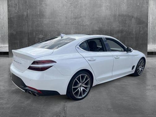 2022 Genesis G70 2.0T RWD