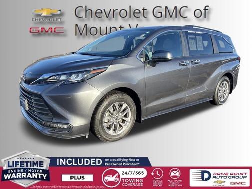 2025 Toyota Sienna XLE