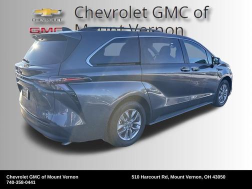 2025 Toyota Sienna XLE