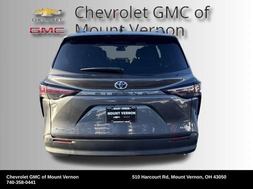 2025 Toyota Sienna XLE