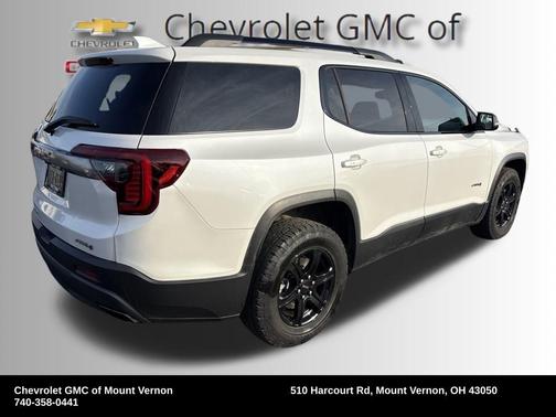2023 GMC Acadia AT4
