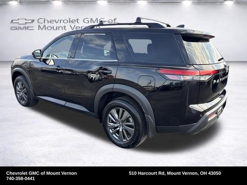 Black 2023 Nissan Pathfinder SV