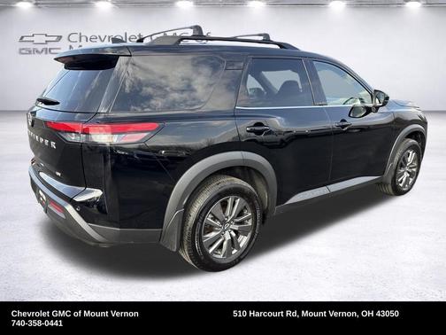 Black 2023 Nissan Pathfinder SV