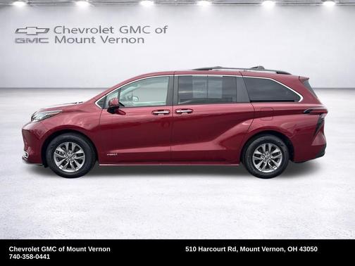 2021 Toyota Sienna XLE