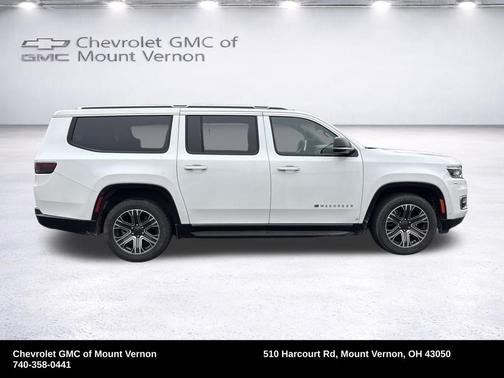 Bright White Clearcoat 2024 Jeep Wagoneer L Series II