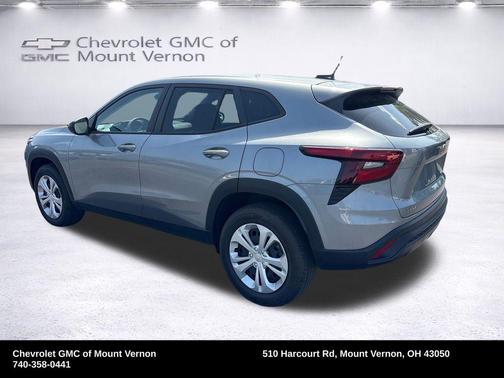 Sterling Gray Metallic 2024 Chevrolet Trax LS