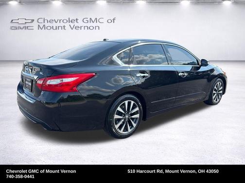 Black 2016 Nissan Altima 2.5 SL