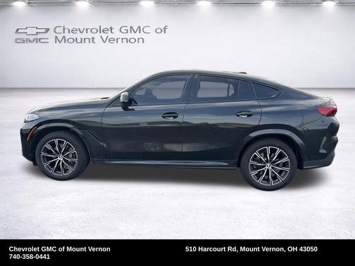 Black Sapphire Metallic 2024 BMW X6 xDrive40i