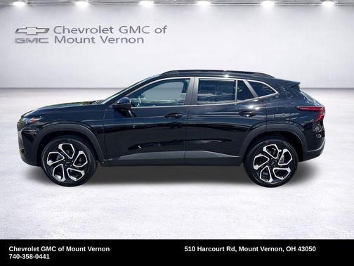 Mosaic Black Metallic 2025 Chevrolet Trax 2RS