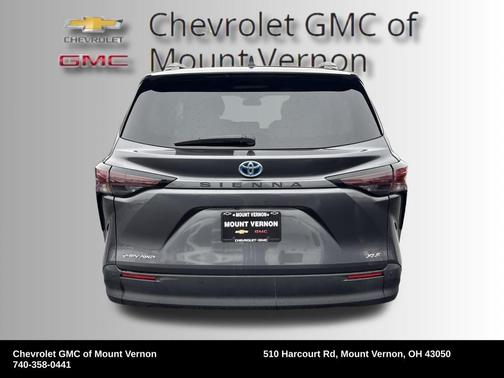 2025 Toyota Sienna XLE