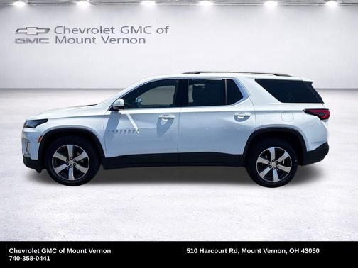 Summit White 2023 Chevrolet Traverse LT Leather